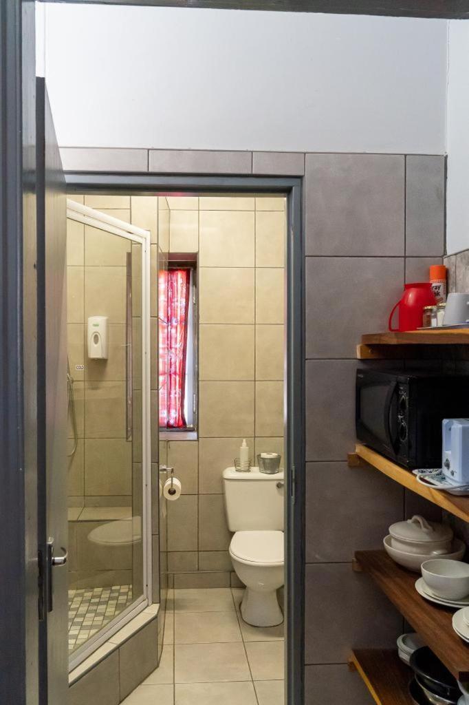 Готель Keetmanshoop Self-Catering Екстер'єр фото