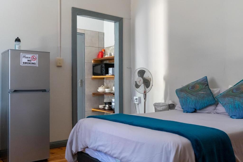 Готель Keetmanshoop Self-Catering Екстер'єр фото
