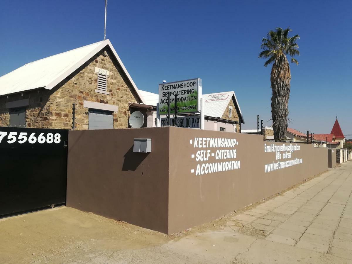 Готель Keetmanshoop Self-Catering Екстер'єр фото