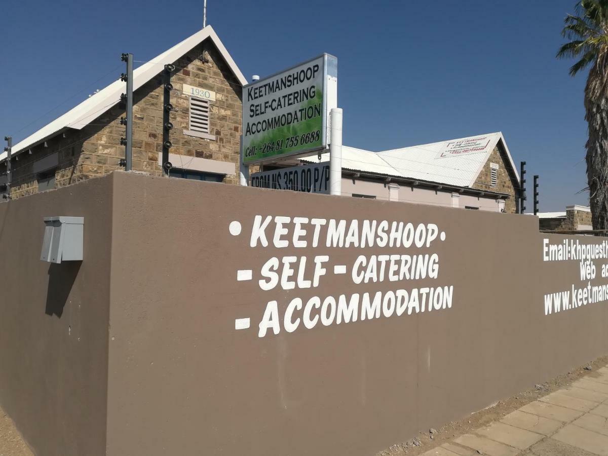 Готель Keetmanshoop Self-Catering Екстер'єр фото