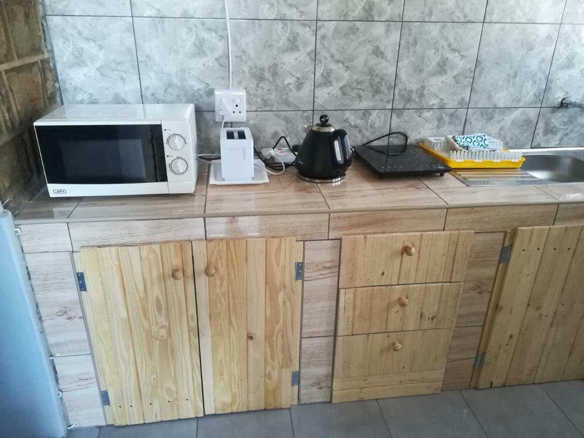 Готель Keetmanshoop Self-Catering Екстер'єр фото