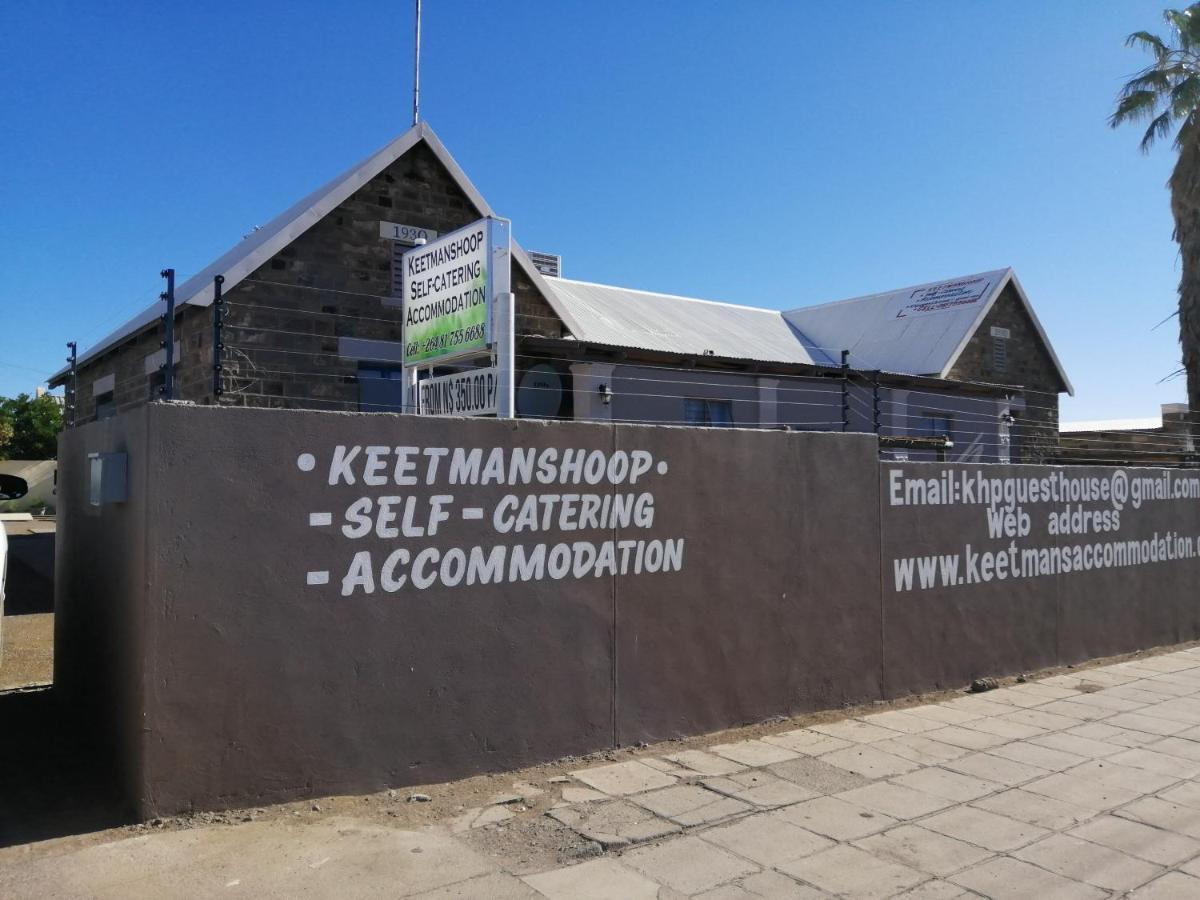 Готель Keetmanshoop Self-Catering Екстер'єр фото