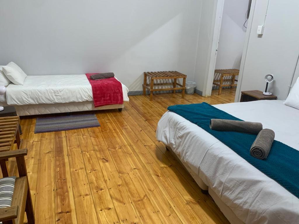 Готель Keetmanshoop Self-Catering Екстер'єр фото